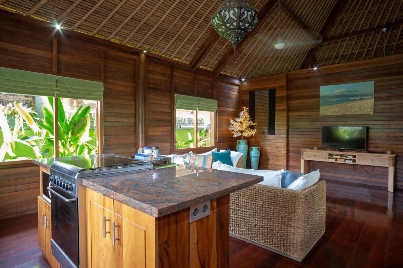 Tropica Tranquility Villa Nusa Lembongan  Exterior photo